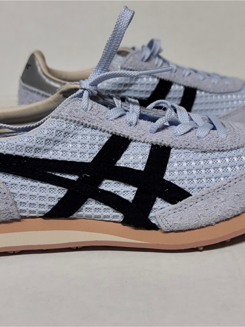 Onitsuka Tiger from Japan Skyblue/ Black tweed whimsigoth girlcore sz 7 sneaker - Picture 4 of 8